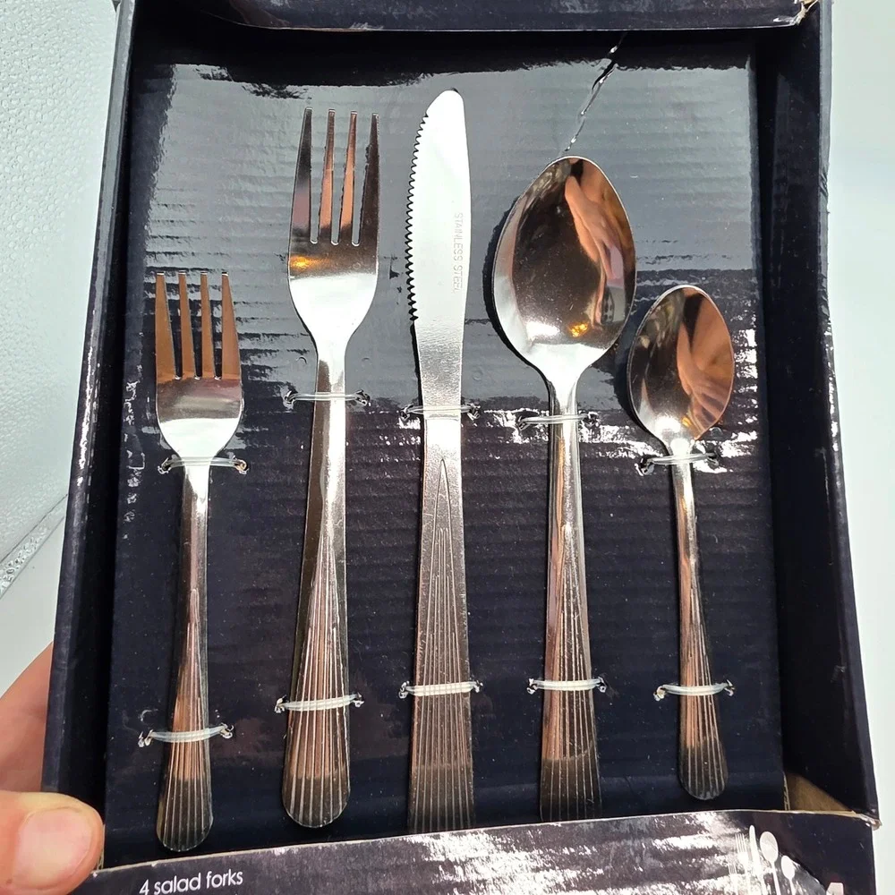 Home Basics 20 Piece Stainless Steel Flatware Set Service for 4 FS37432 Silver